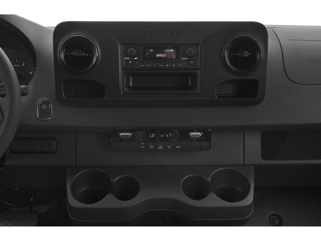 Main image 7