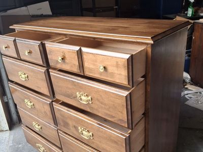 all wood 8 drawers dresser/elizabeth