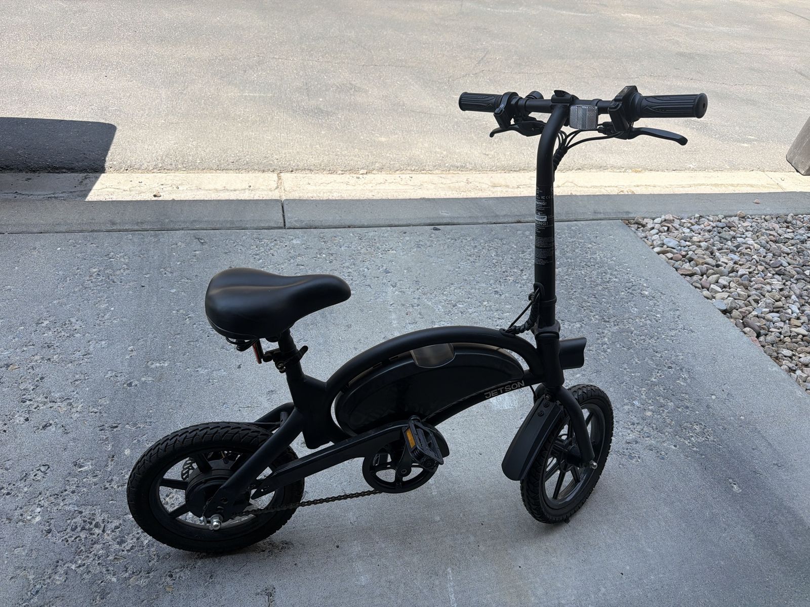 Jetson Bolt Folding Electric Bike - Black