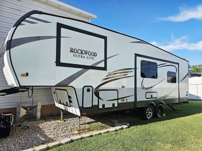 2020 Rockwood Ultra Lite 2781WS Fifth Wheel