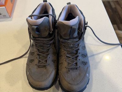 Oboz BDry Waterproof Hiking Boots Gray Women's size 9