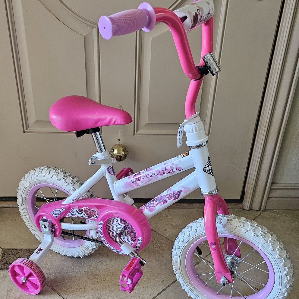 Huffy 12" Kid's Bicycle with Learning Wheels