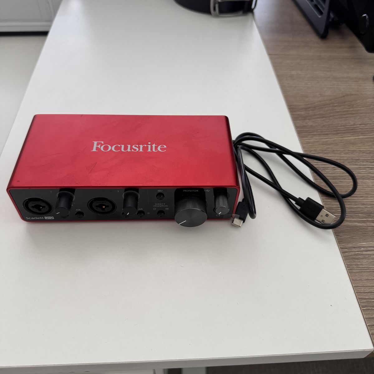 Focusrite Scarlett 2i2 3rd Gen USB Audio Interface