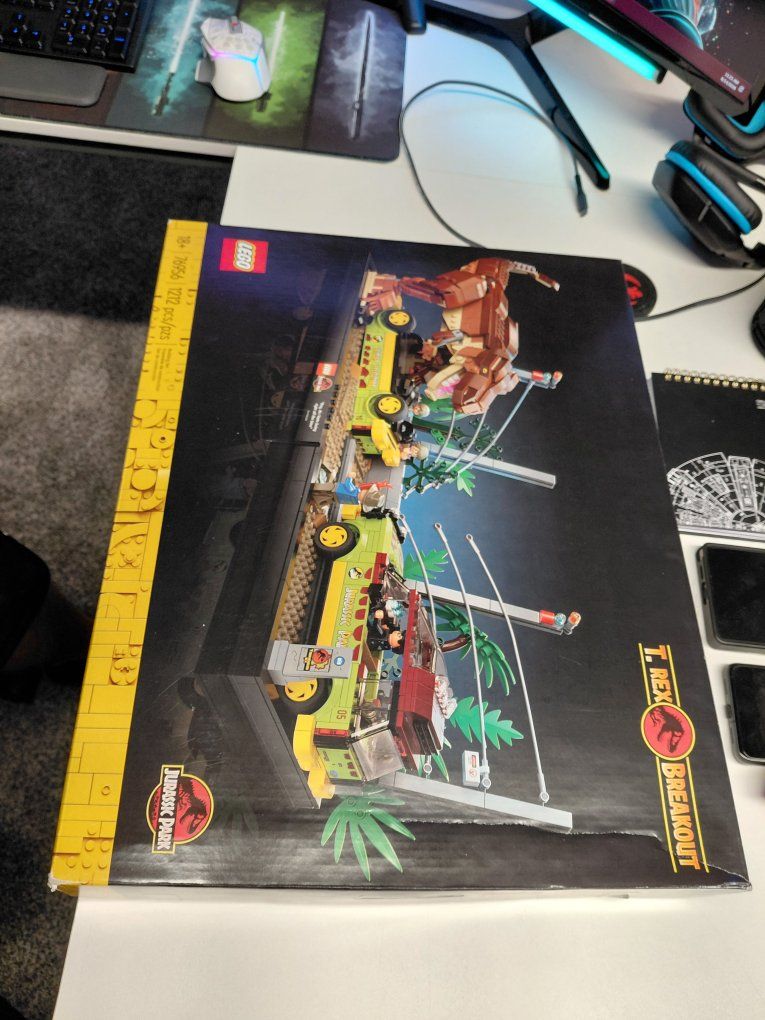 LEGO T.REX BREAKOUT 76956