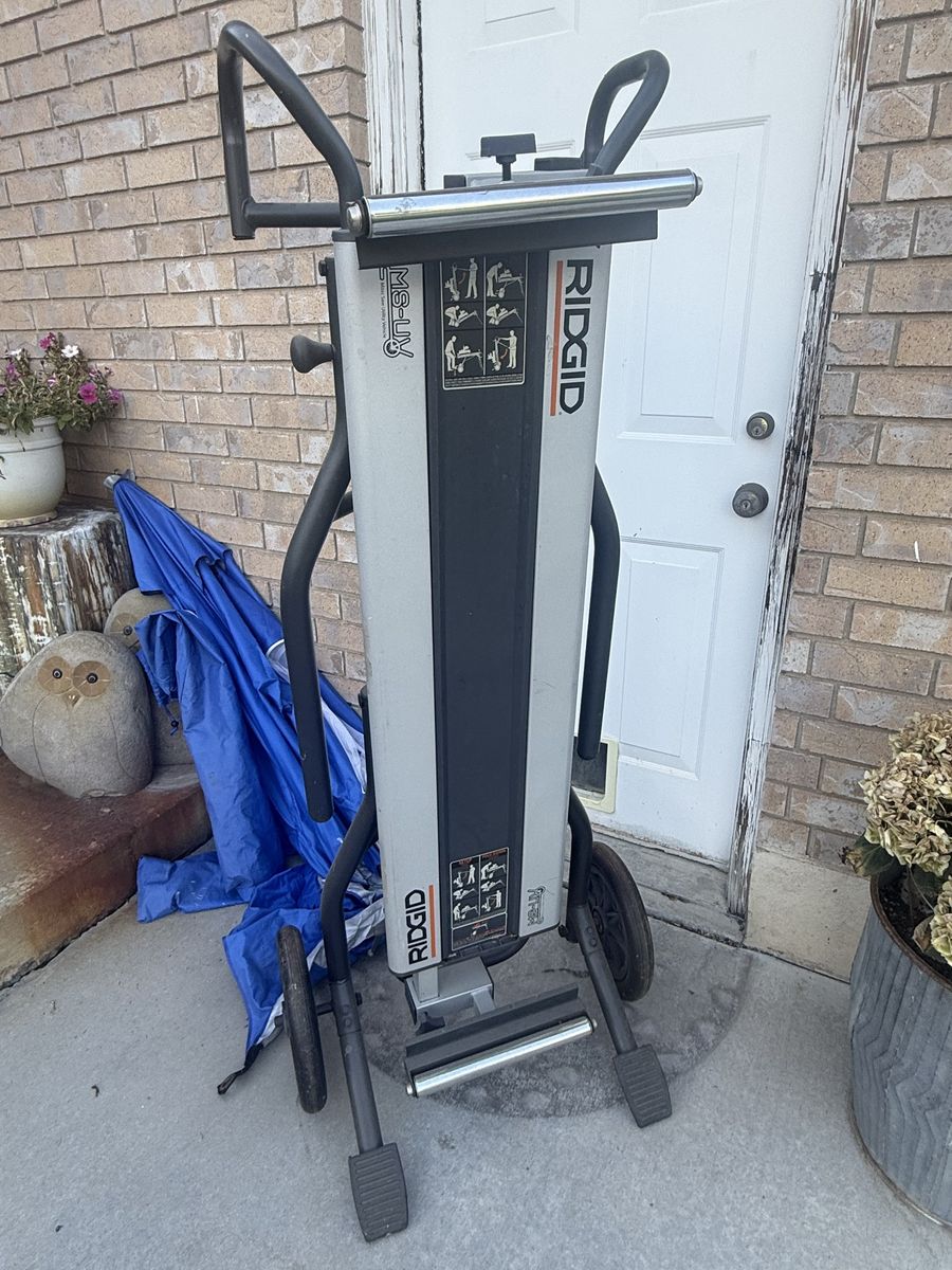 RIDGID AC9946 10-inch Portable Jobsite Table Saw Stand with Wheels