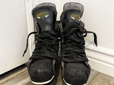 Hockey Skates Size 6