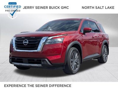 2025 Nissan Pathfinder SL