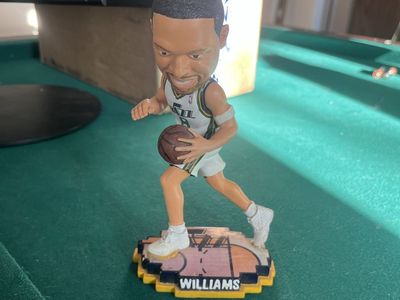 Deron Williams Bobble Head