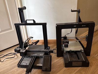 2 Starter 3D Printers - Great for Learning or Part