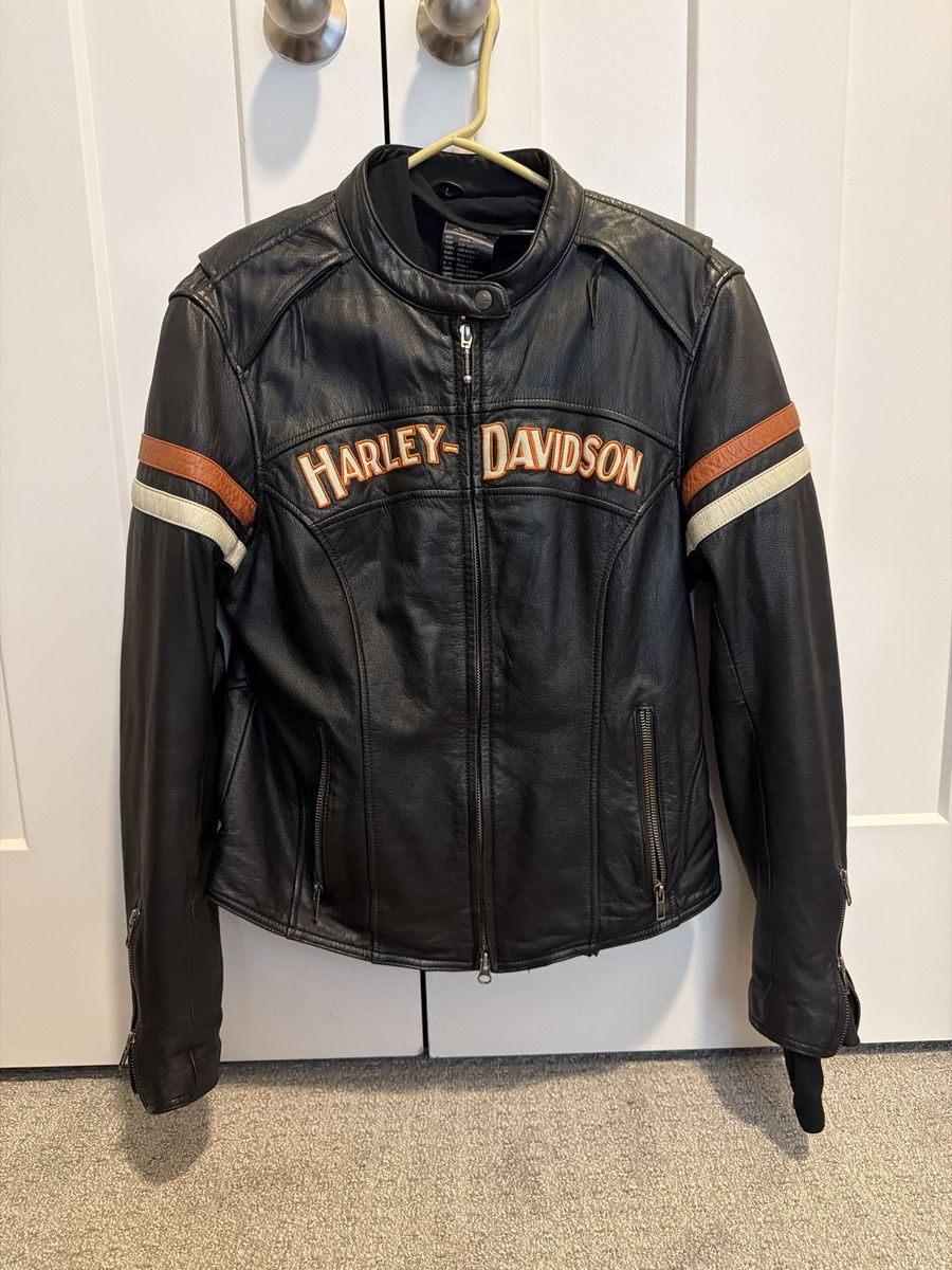  2009 Harley Davidson Leather Jacket Blouson/M/Leather/Blk/98142-09Vp 3821 Women's Black Leather Riding Jacket with soft liner 