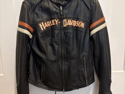 2009 Harley Davidson Leather Jacket Blouson/M/Leather/Blk/98142-09Vp 3821 Women's Black Leather Riding Jacket with soft liner