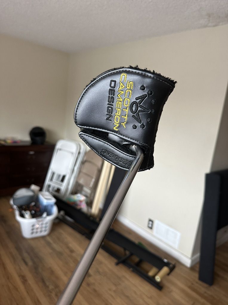 Golf Left handed Scotty cameron 7.5