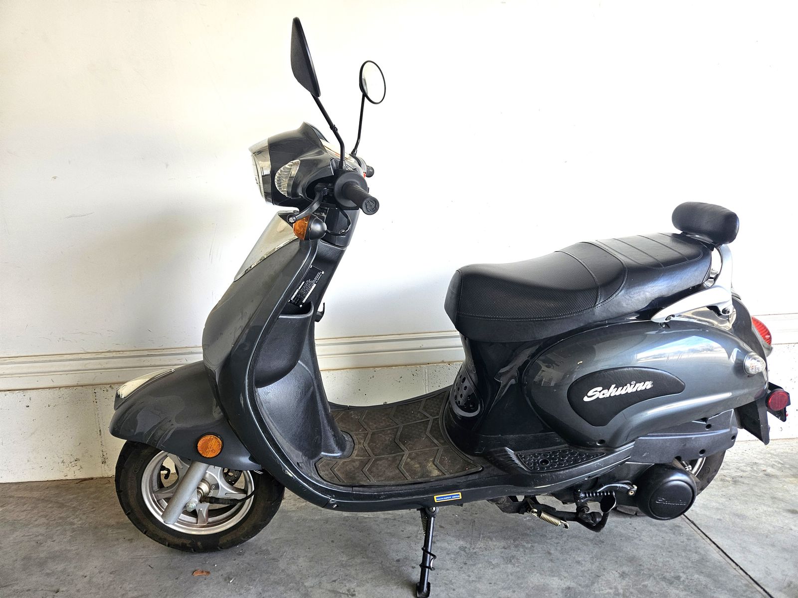 150cc Scooter