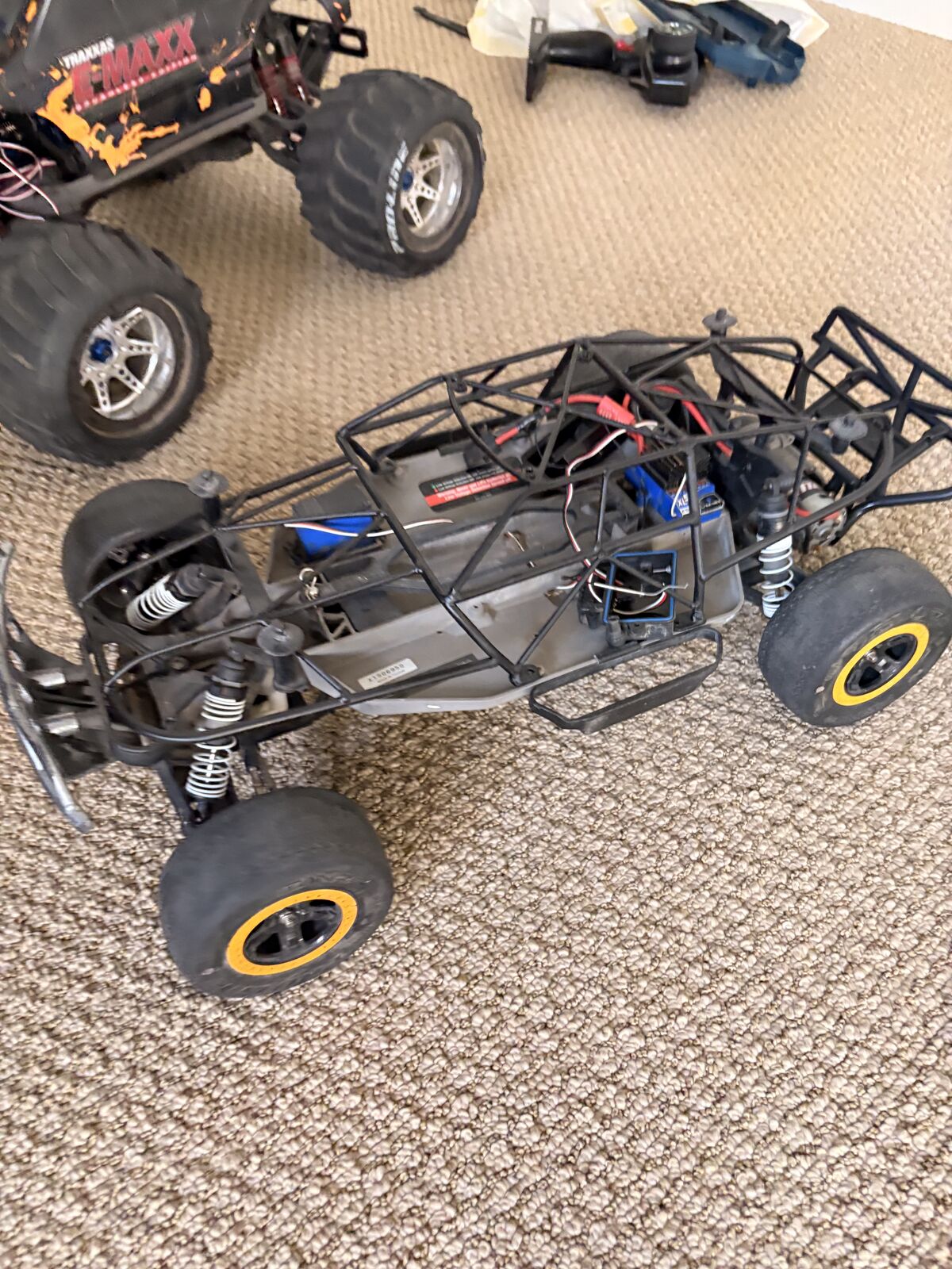 TRAXXAS SLASH 2WD VXL BRUSHLESS with metal rollcag