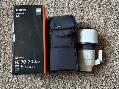 Sony SEL70200GM2 FE 70-200mm F2.8 GM OSS II G Master Lens with Box & Pouch