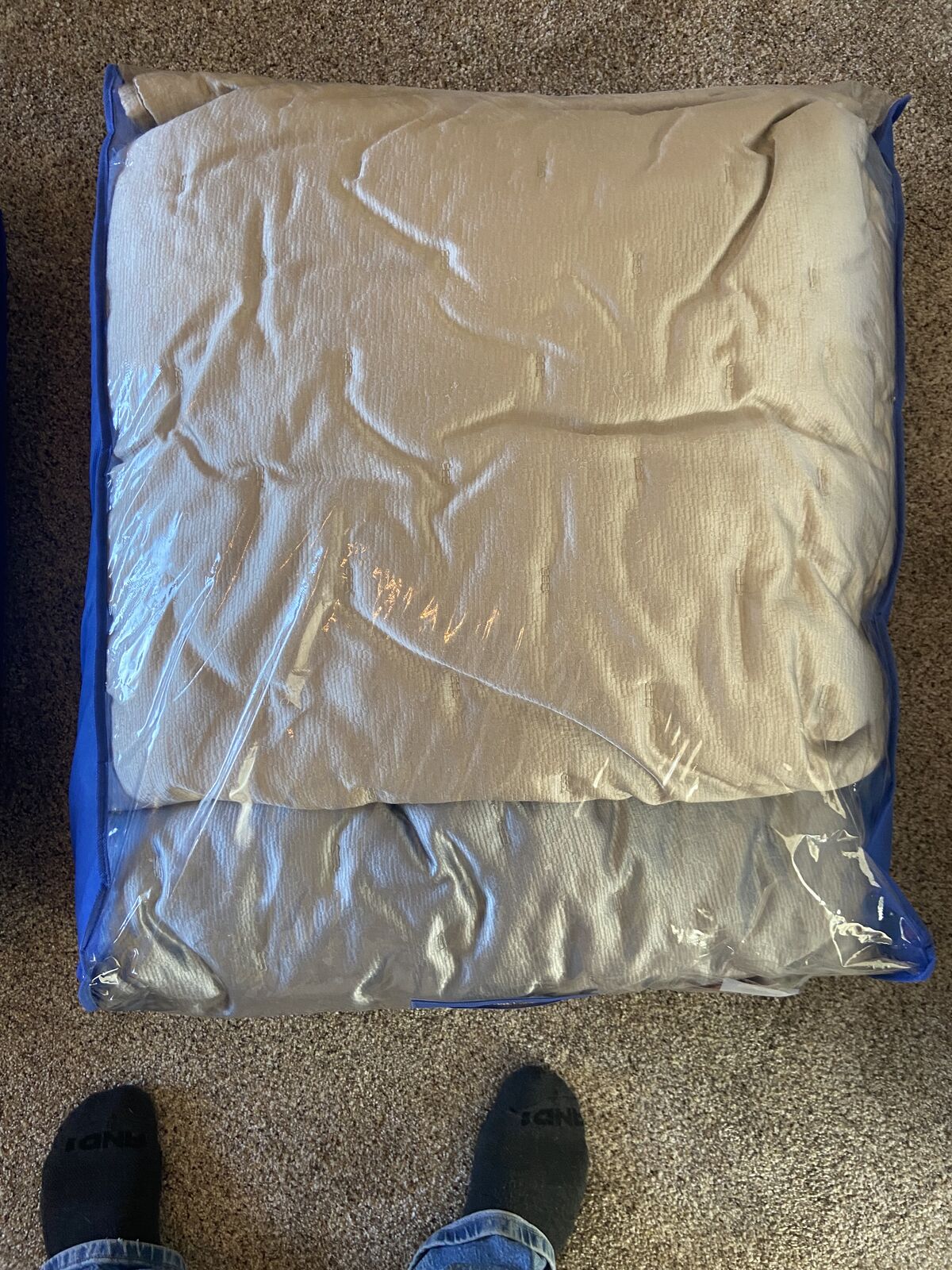 KING SIZE TOP BEDDING