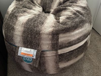 Lovesac city sack