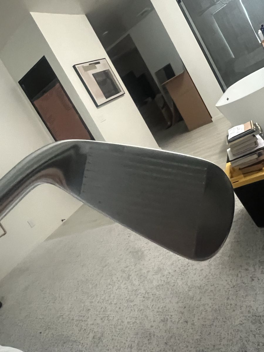 Main image 7