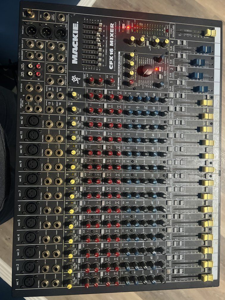 Mackie CFX 16 Channel Compact Integrated Live Soun