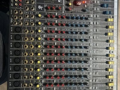 Mackie CFX 16 Channel Compact Integrated Live Soun