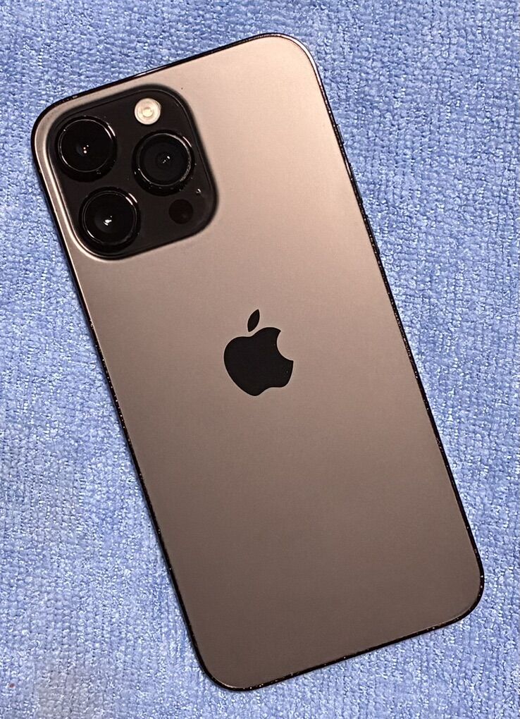 iPhone 14 Pro Max Unlocked With Extras!!