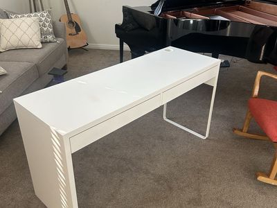 IKEA Linnmon / Adils White Desk with 2 Drawers and Cup Holder, Minimalist Design. $75 OBO