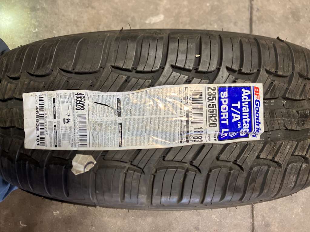 235/55R20 BFGOODRICH ADVANTAGE T/A SPORT LT — SAVINGS DEAL