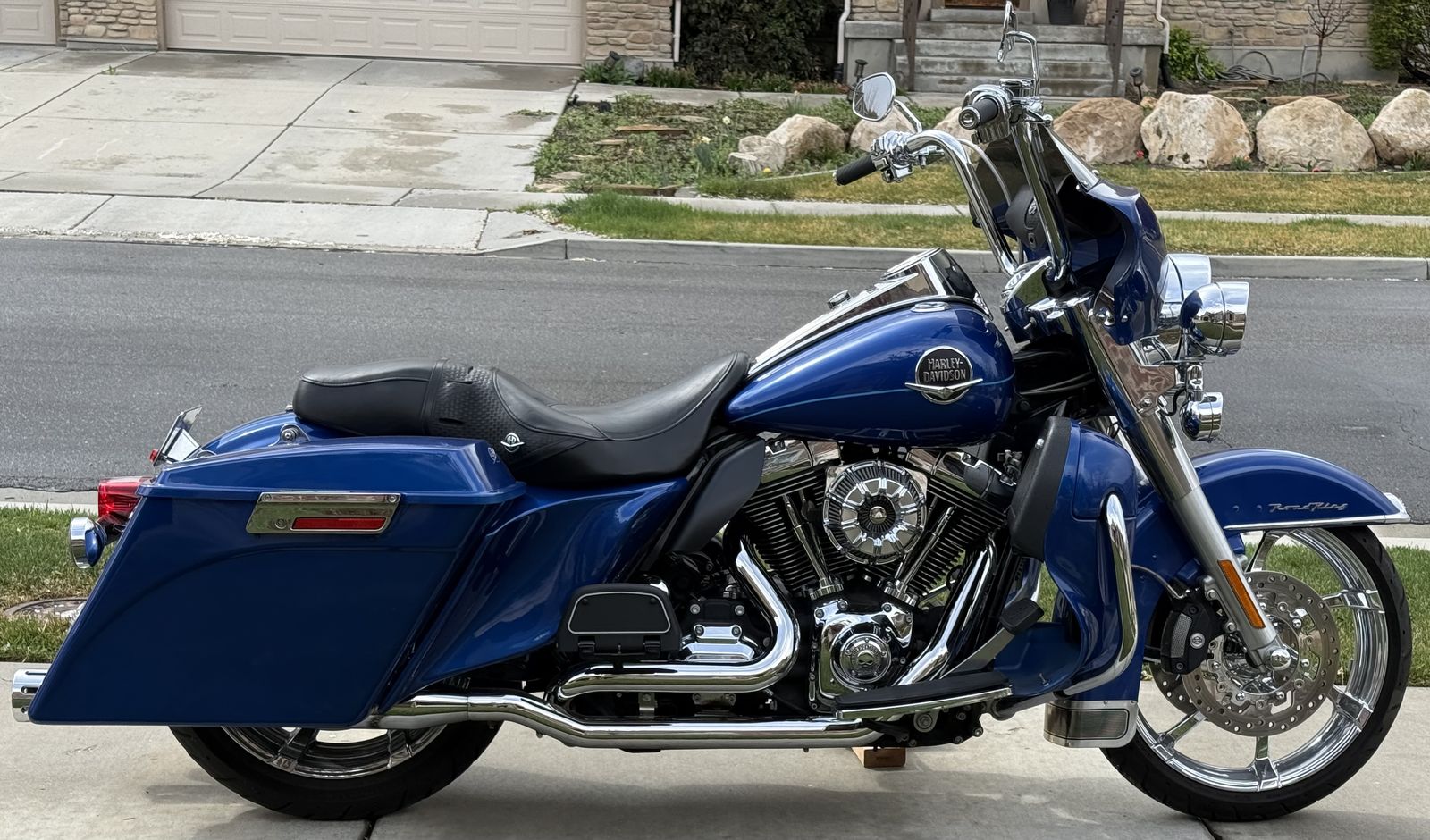 Harley-Davidson Road King Classic (FLHRC) custom build