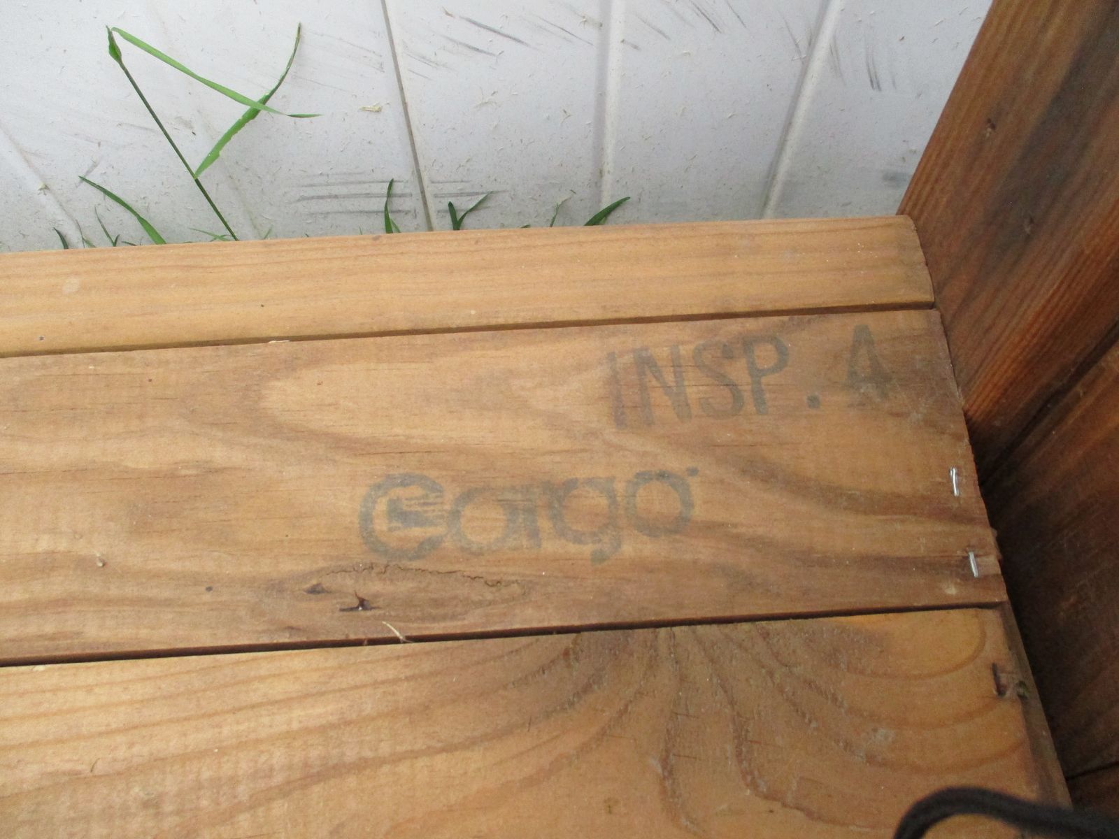 Cargo wooden Couch set