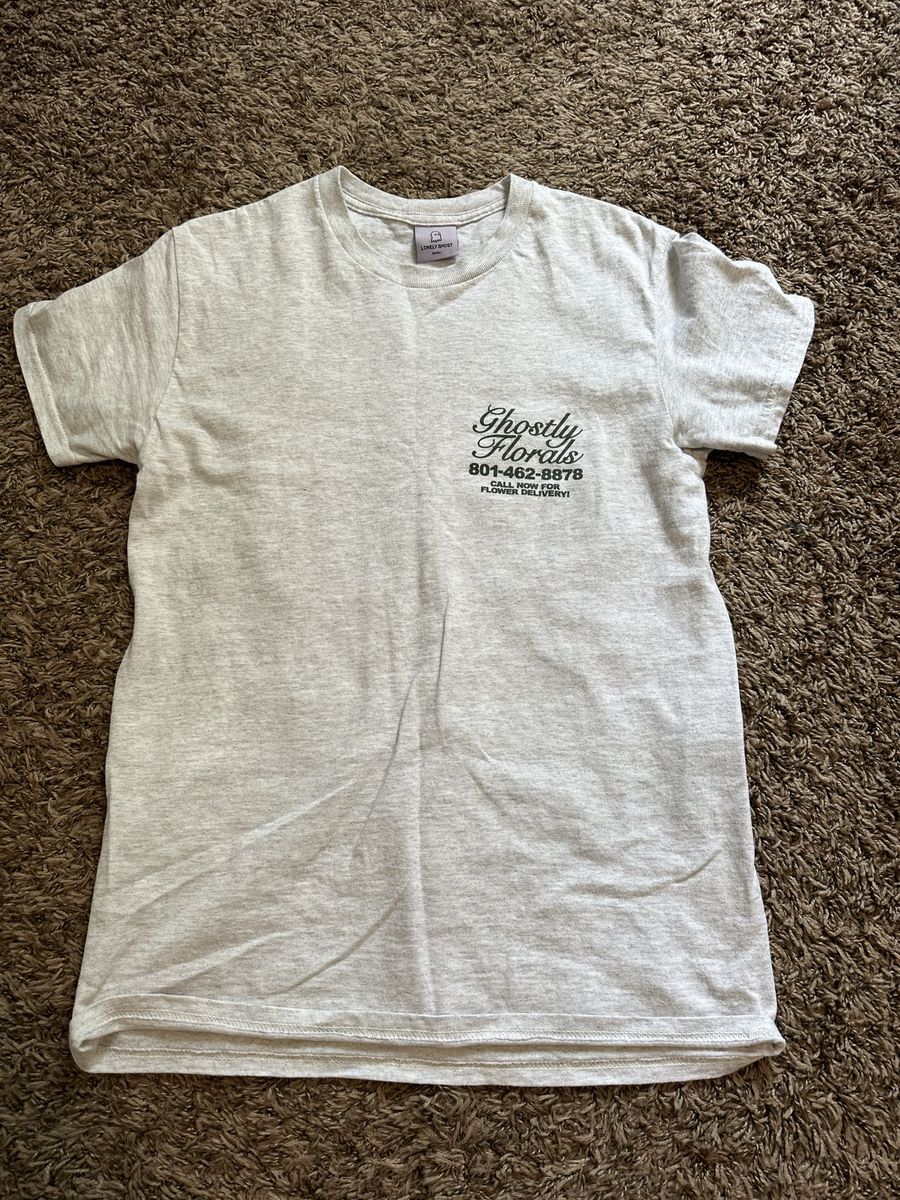 Ghostly Florals Short Sleeve T-Shirt Grey,  "Always Fresh! Delivered on Time!"