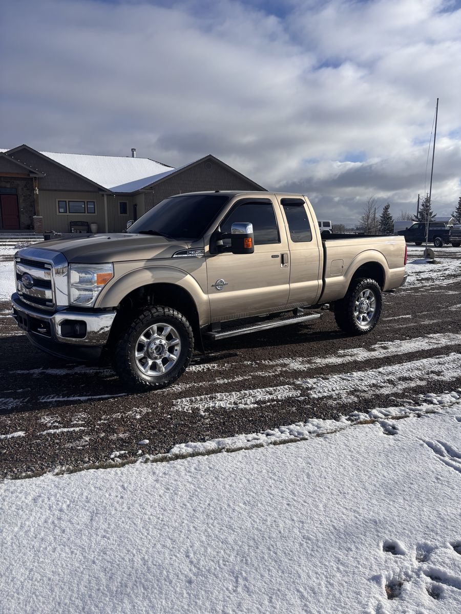 2011 FORD F350 SUPER DUTY Lariat