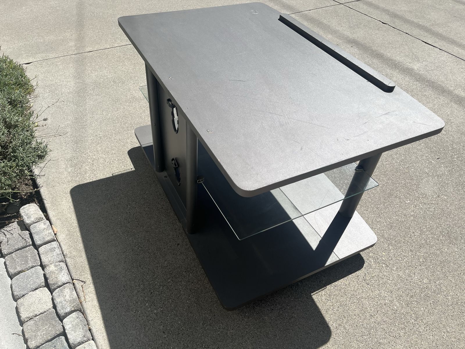 Flat TV stand