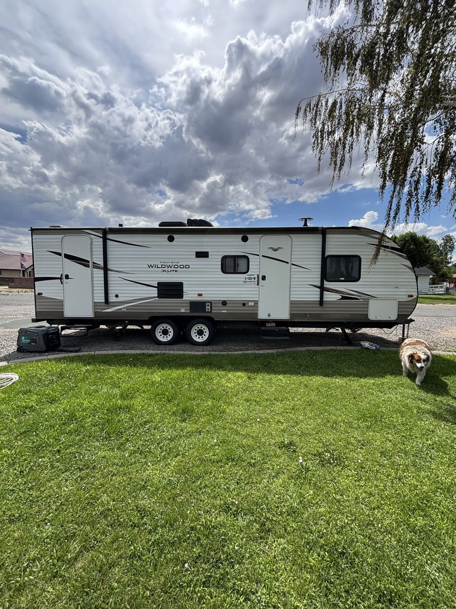 Forest River Wildwood X-Lite Travel Trailer with Slide-Outs