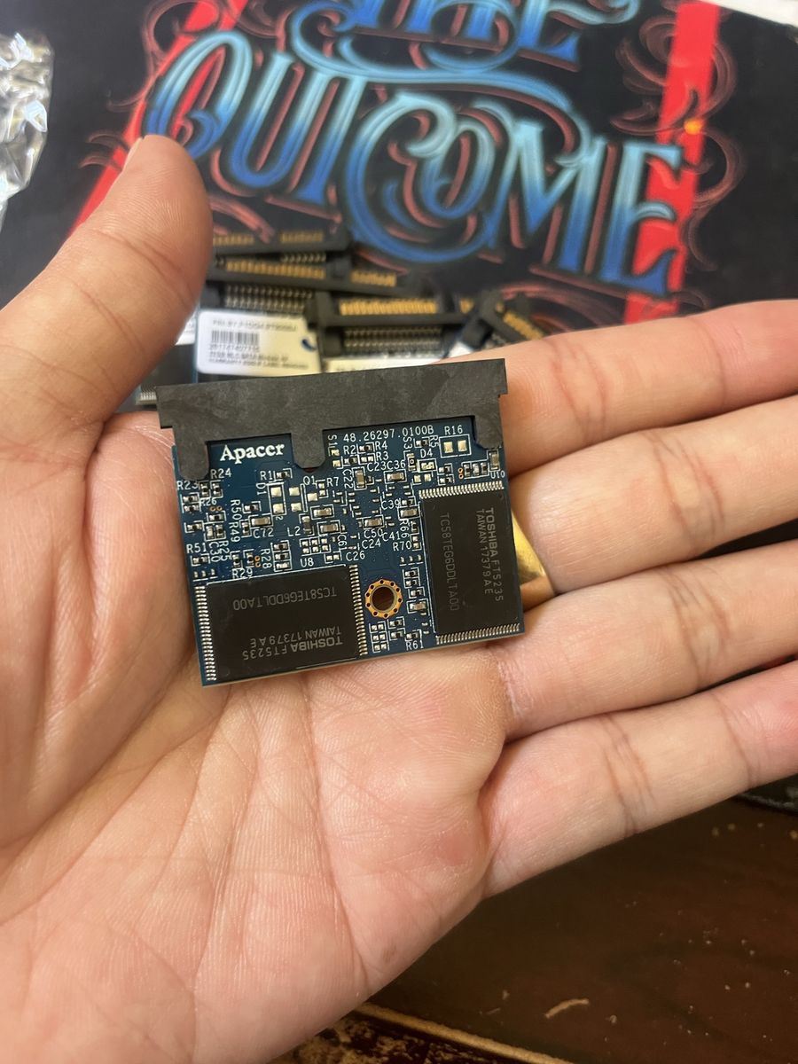 Lot of 5 ssd 32GB MLC SATA Module HF SSD Drives