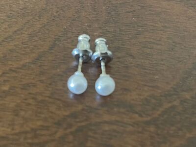 Vintage Small Fake Pearl Earrings