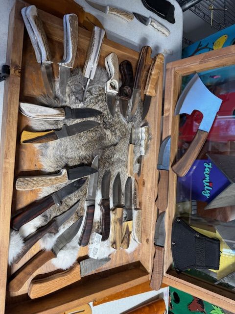 handcrafted knives with elk antler handles and speciality wood