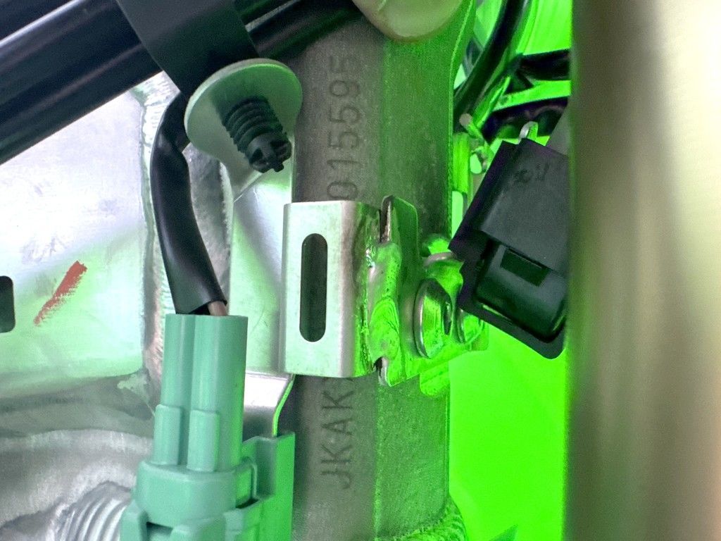 Main image 6