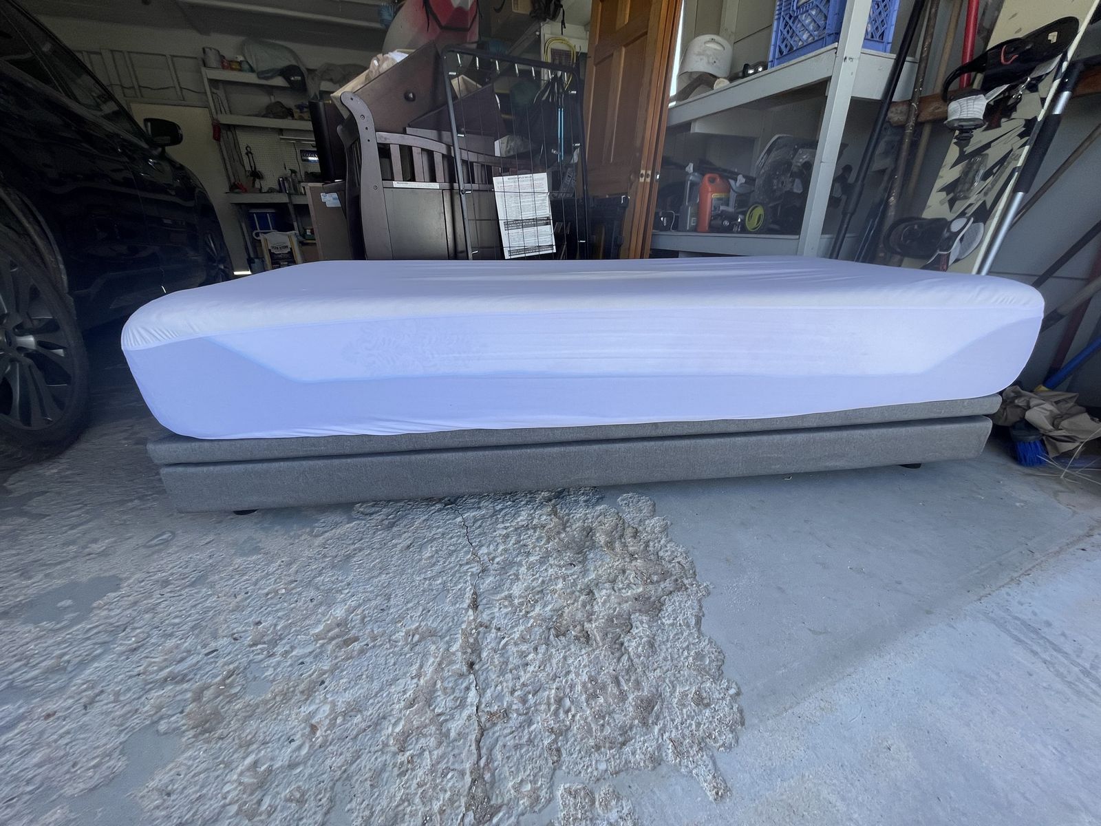 Softide Powered by Ergomotion Adjustable Bed Frame with Mattress (Twin)