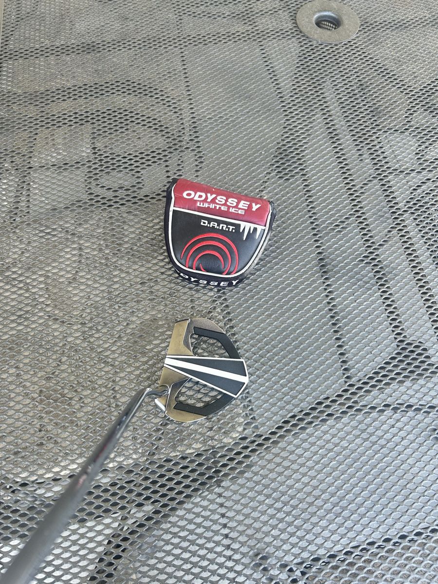 Odyssey tour dart putter
