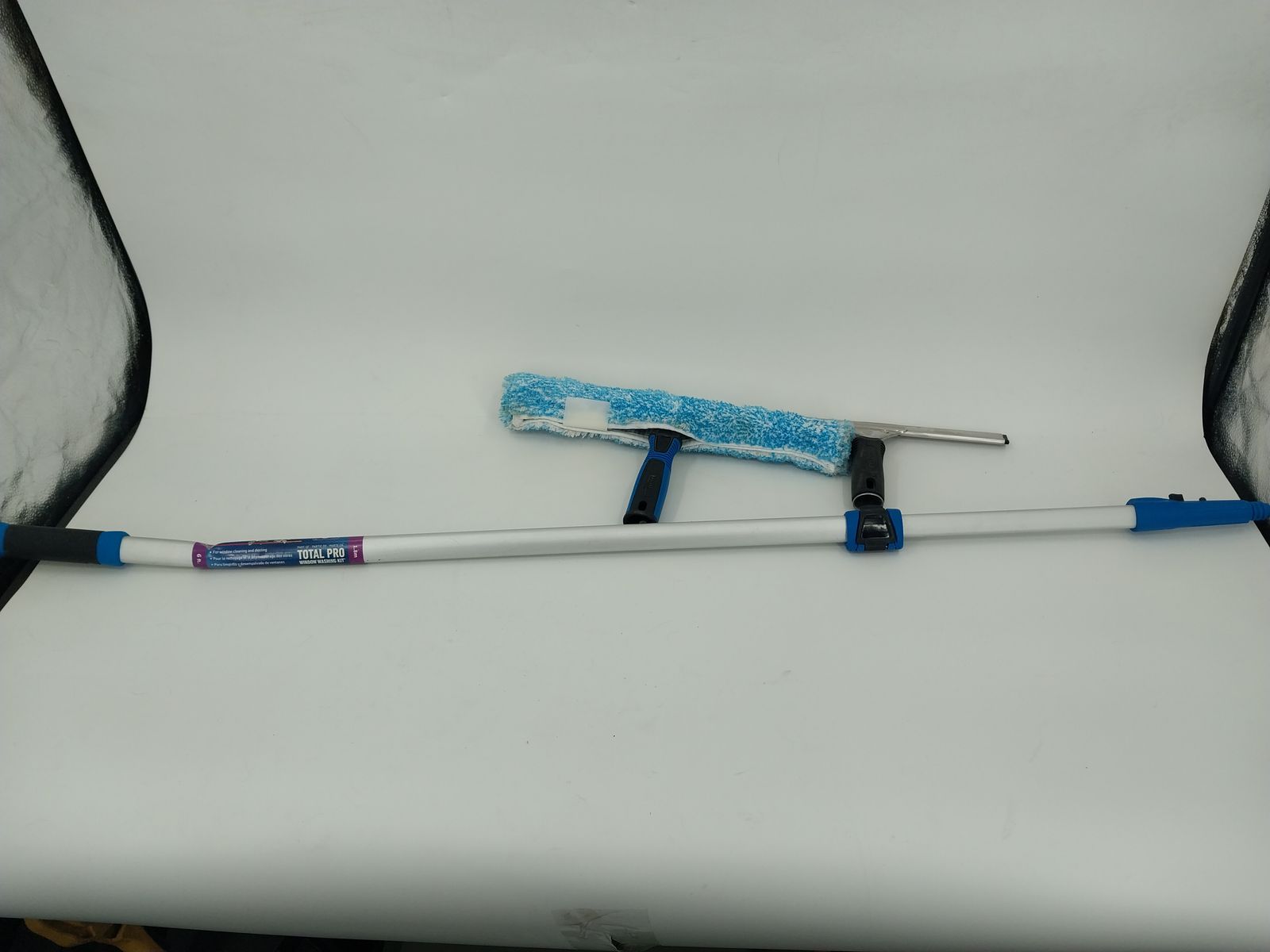 Unger Professional Connect and Clean Total Pro Cleaning Kit, All-in-One Household Window Washing with Streak-Free Results