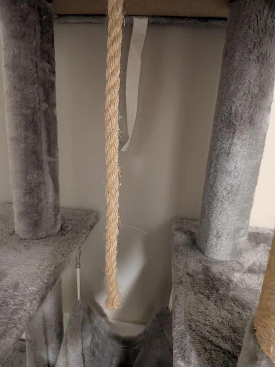 Main image 3