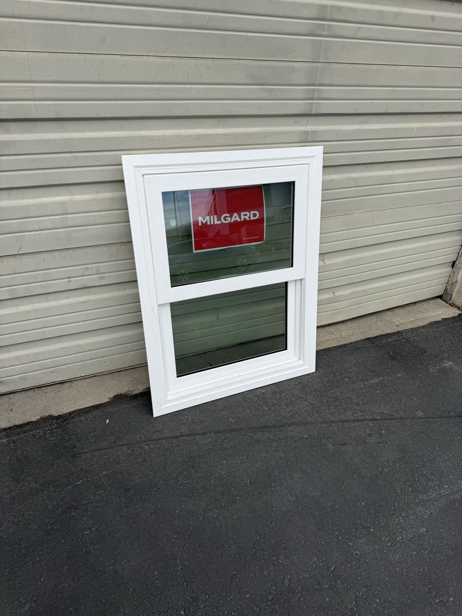 New Milgard single hung Window