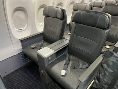 American Airlines 737 First Class Seats