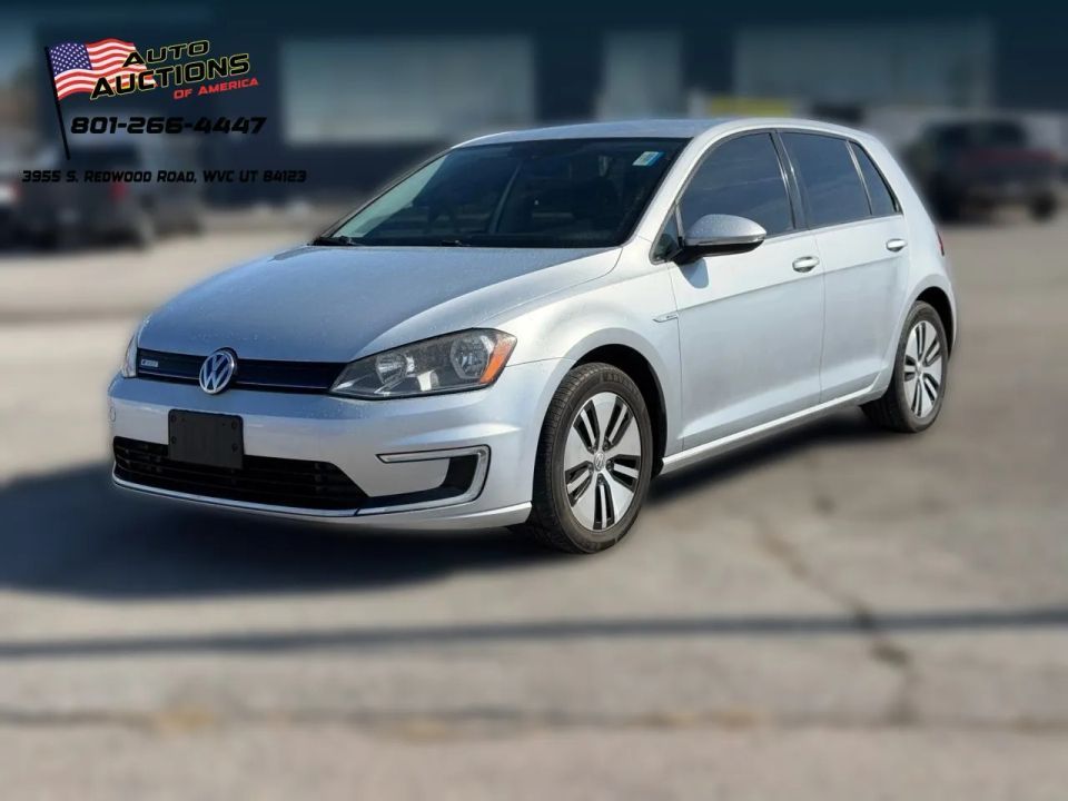 2016 Volkswagen e-Golf SE