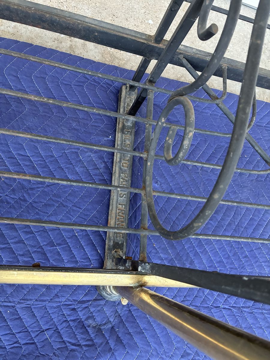 Main image 6