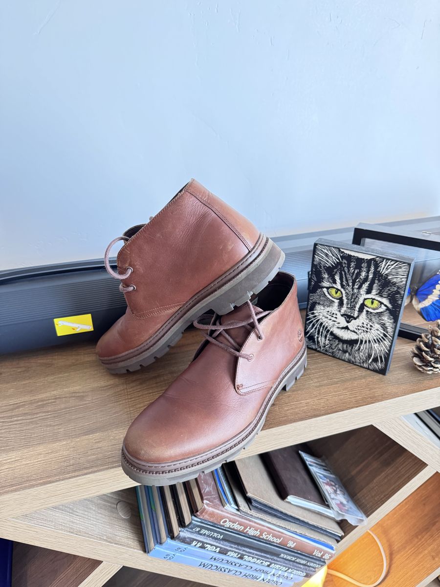 Timberland Men's Brown Leather Chukka Boots - Size 10M Lace-Up Casual Shoes *Waterproof