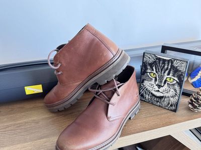 Timberland Men's Brown Leather Chukka Boots - Size 10M Lace-Up Casual Shoes *Waterproof