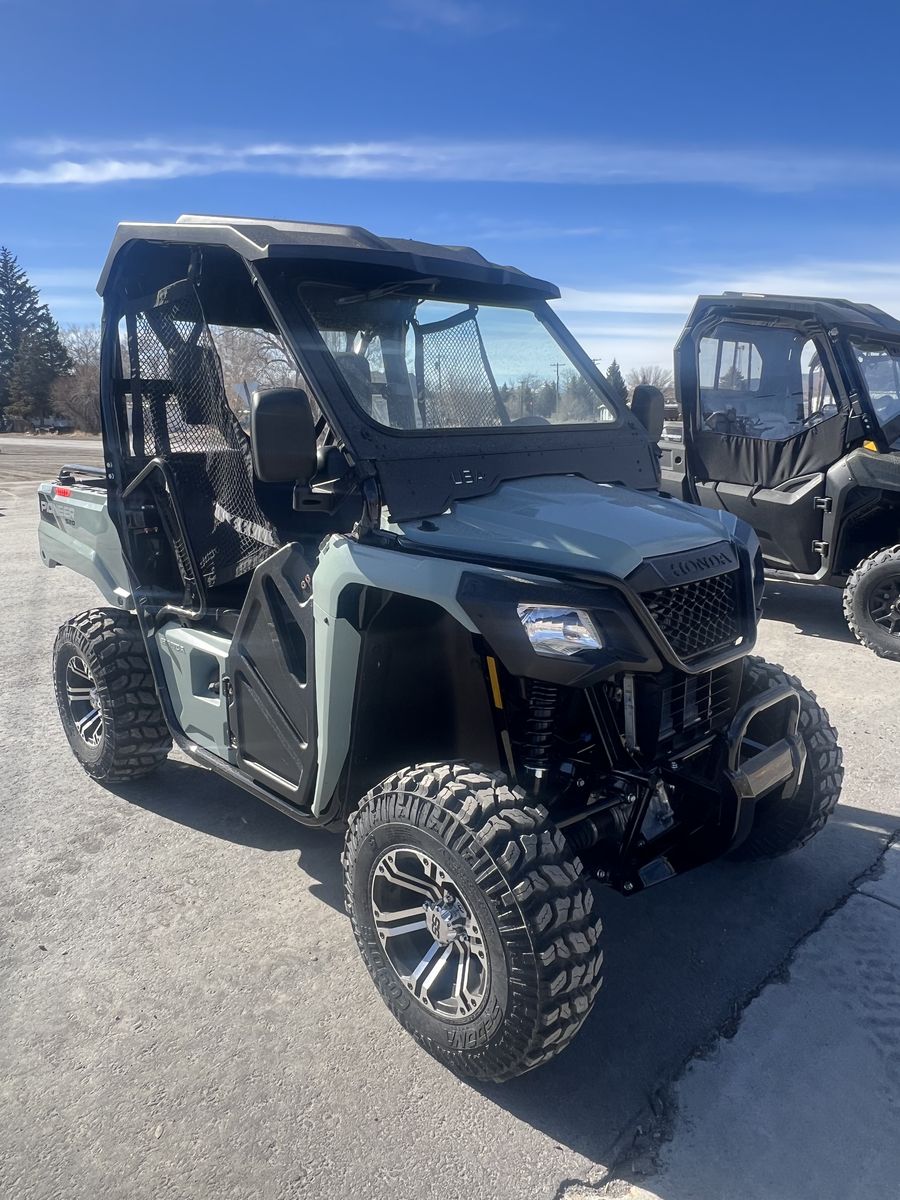 2026 Honda Pioneer 520