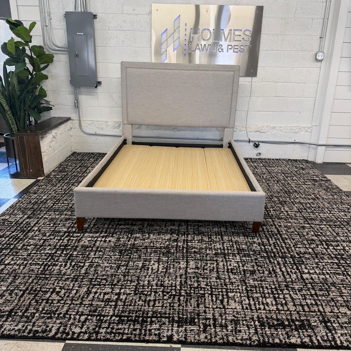 COSTCO WELDON QUEEN SIZE FABRIC UPHOLSTERED BED FRAME!!
