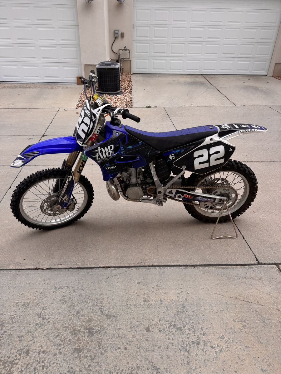 2005 YZ250